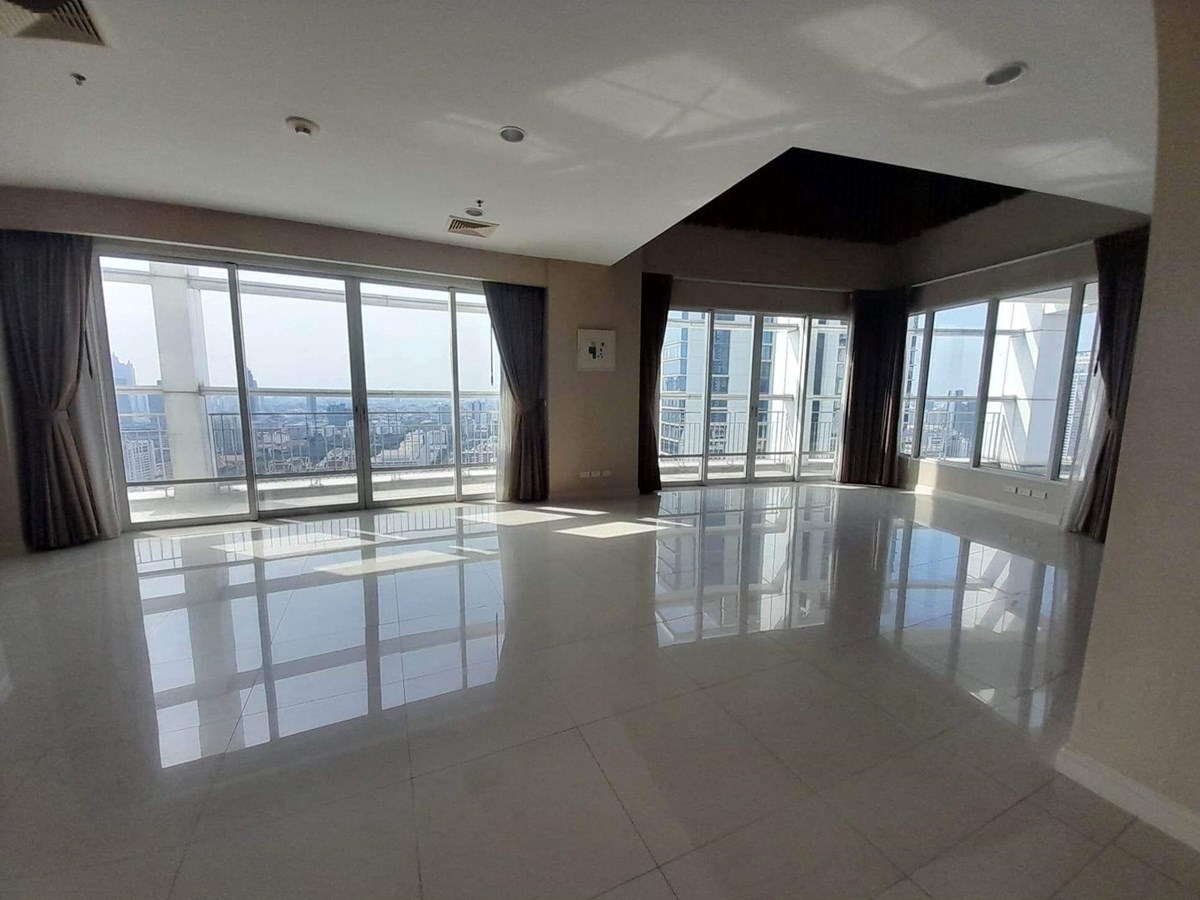 Baan Rajprasong 4 bedroom penthouse for sale and rent - Condominium - Lumphini - Ratchadamri