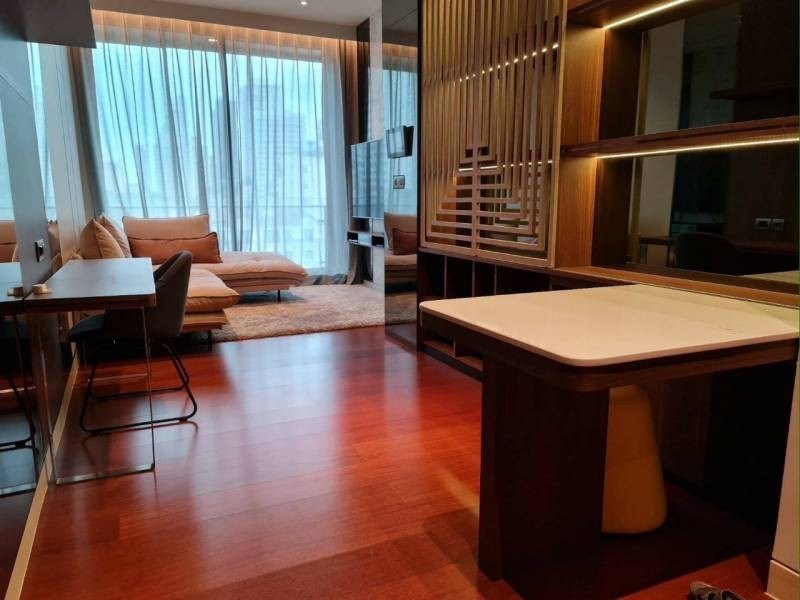 Khun by Yoo 1 bedroom condo for sale with tenant
