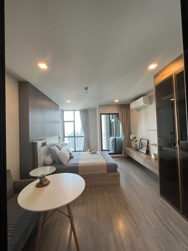 Rhythm Ekkamai Studio bedroom condo for rent - Condominium - Khlong Tan Nuea - Ekkamai