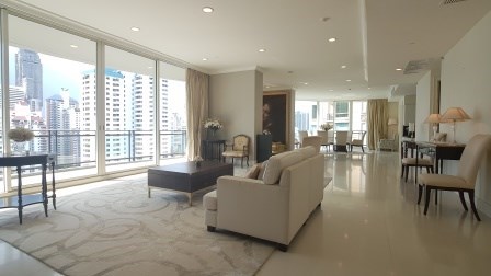 4 bedroom penthouse for sale and rent at Royce Private Residences - Condominium - Khlong Toei Nuea - Phrom Phong