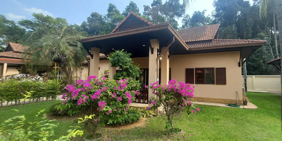 Villa in undisturbed location in well maintained Sunflower, Mae Phim, Rayong - House - Mae Phim - Sunflower Residence