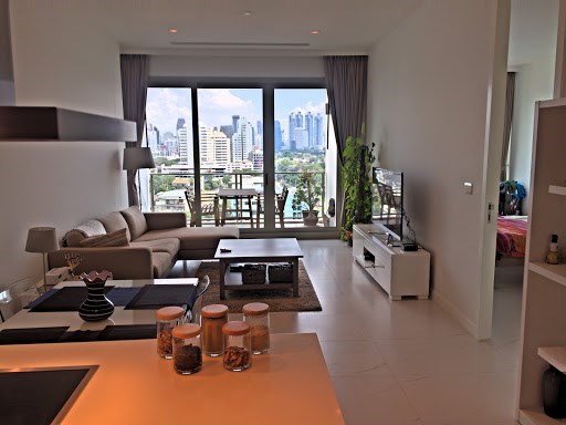 1 bedroom condo for rent at 185 Rajdamri, Bangkok - Condominium - Lumphini - Rajdamri
