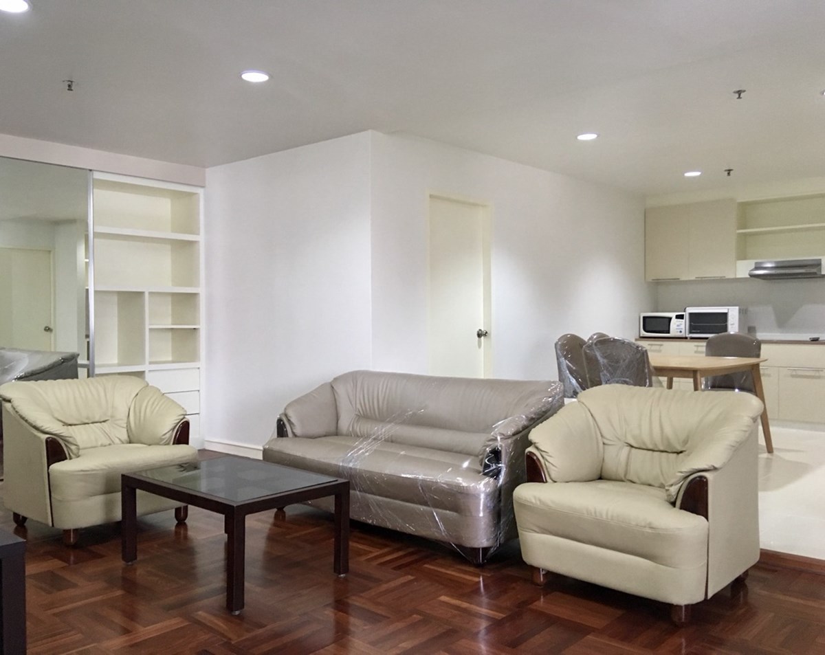 2 bedroom property for sale at Baan Suanpetch - Condominium - Khlong Toei Nuea - Phrom Phong