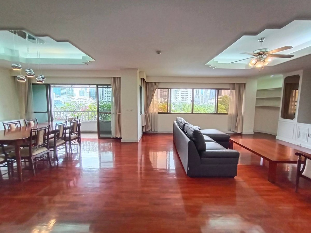 Le Cullinan 4 bedroom apartment for rent - Condominium - Khlong Toei Nuea - Phrom Phong