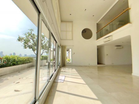 Baan Ploenchit 3 bedroom penthouse for sale with tenant - คอนโด - ลุมพินี - Ploenchit