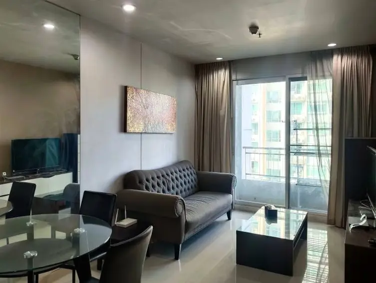 Circle Condominium 1 bedroom condo for sale and rent - Condominium - Makkasan - Petchaburi