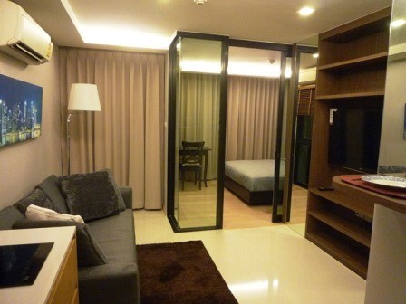 One bedroom condo for sale with tenant at Socio Ruamrudee  - Condominium - Lumphini - Phloen Chit 