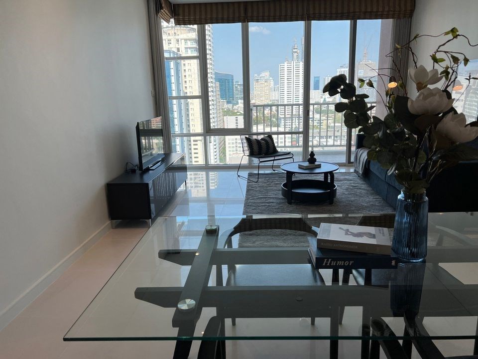 Fullerton Sukhumvit Two bedroom condo for rent - Condominium - Khlong Tan Nuea - Ekkamai