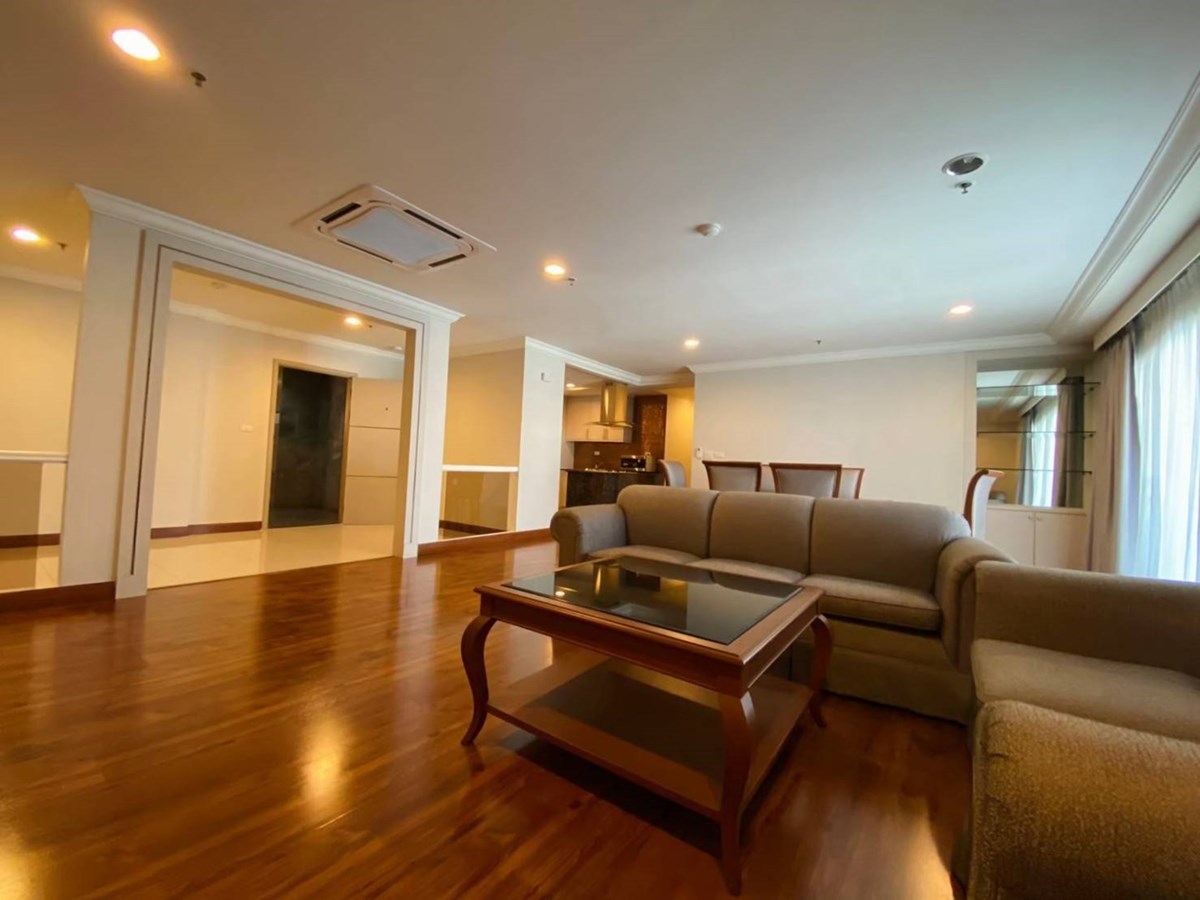 3 bedroom pet friendly apartment for rent at GP Grande Tower - Condominium - Khlong Toei Nuea - Asoke