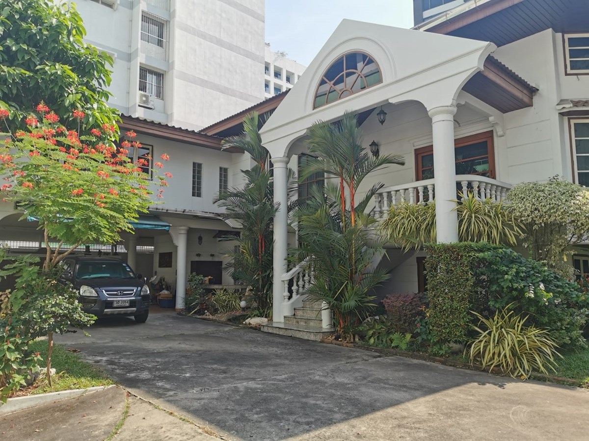 3 bedroom house for rent in Thong Lo - House - Khlong Tan Nuea - Thong Lo