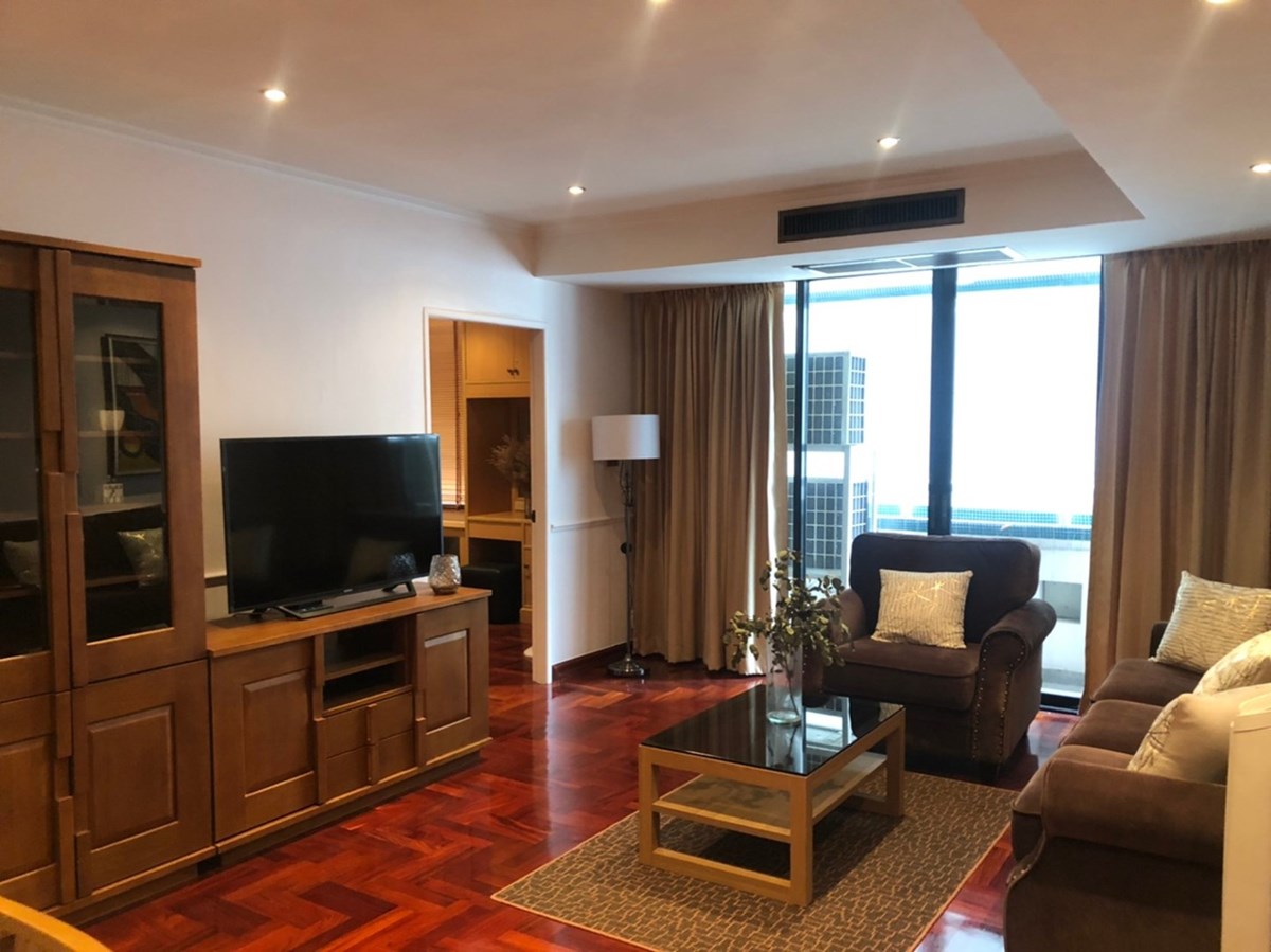 2 bedroom condo for sale at Las Colinas - Condominium - Khlong Toei Nuea - Asoke 
