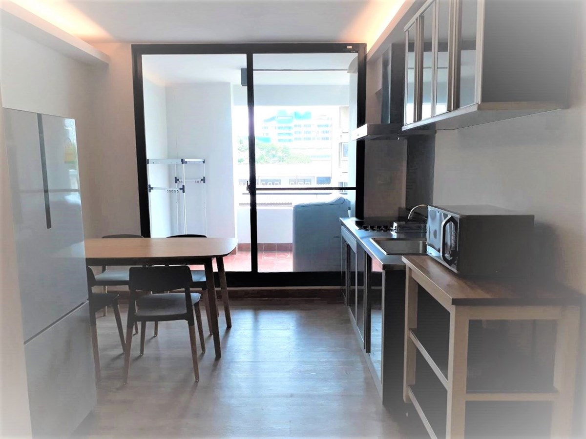 2 bedroom apartment available at Lily House - Condominium - Khlong Toei Nuea - Phrom Phong