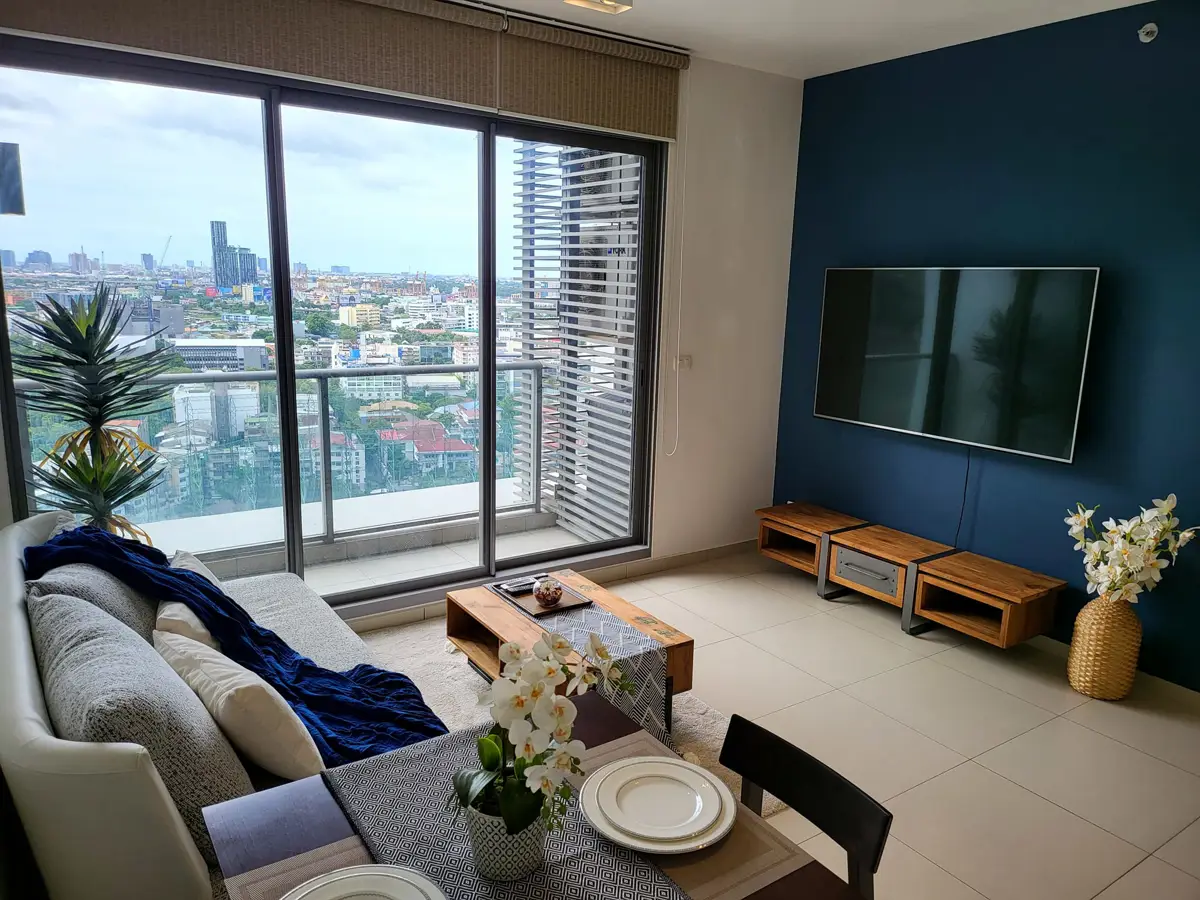 The Lofts Ekkamai 1 bedroom condo for rent - Condominium - Phra Khanong Nuea - Ekkamai