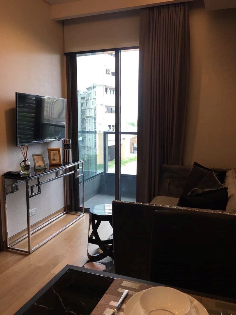 Lumpini 24 One bedroom condo for sale and rent - คอนโด - Khlong Tan - Phrom Phong