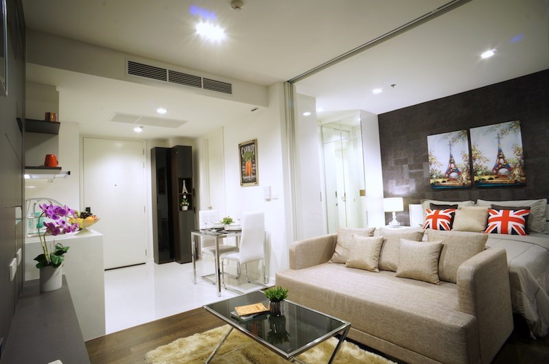 One bedroom condo for rent at Nara 9 - Condominium - Thung Maha Mek - Chong Nonsi