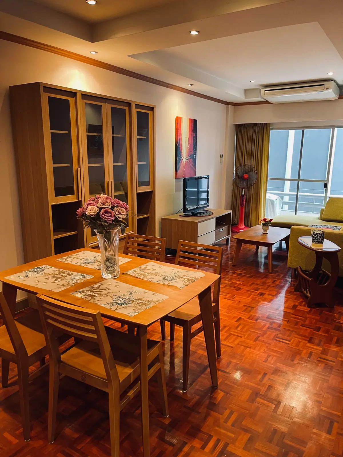 Prasanmitr Condominium 1 bedroom condo for sale and rent - Condominium - Khlong Toei Nuea - Asoke