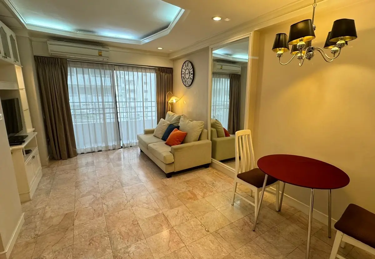 Saranjai Mansion 1 bedroom condo for rent and sale - Condominium - Khlong Toei - Nana
