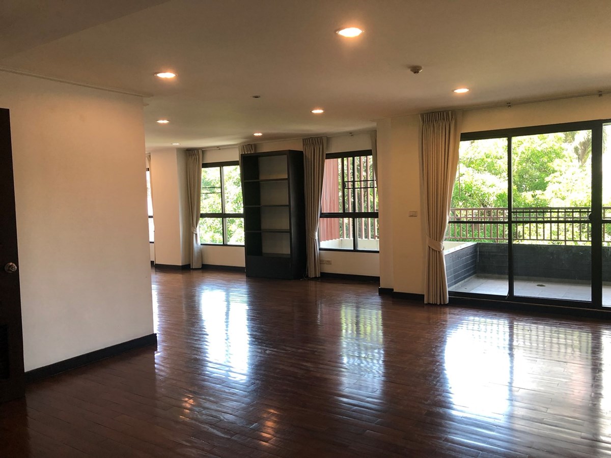The Lanai Sathorn 3 bedroom condo for sale and rent - Condominium - Chong Nonsi - Sathorn