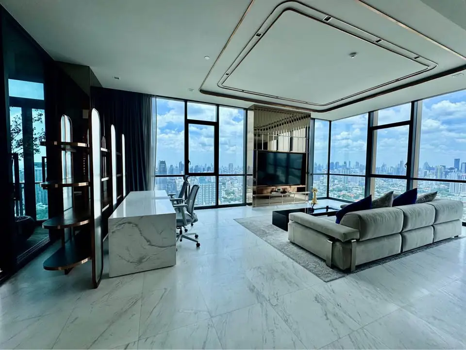 The Monument Thong Lo 3 bedroom condo for rent