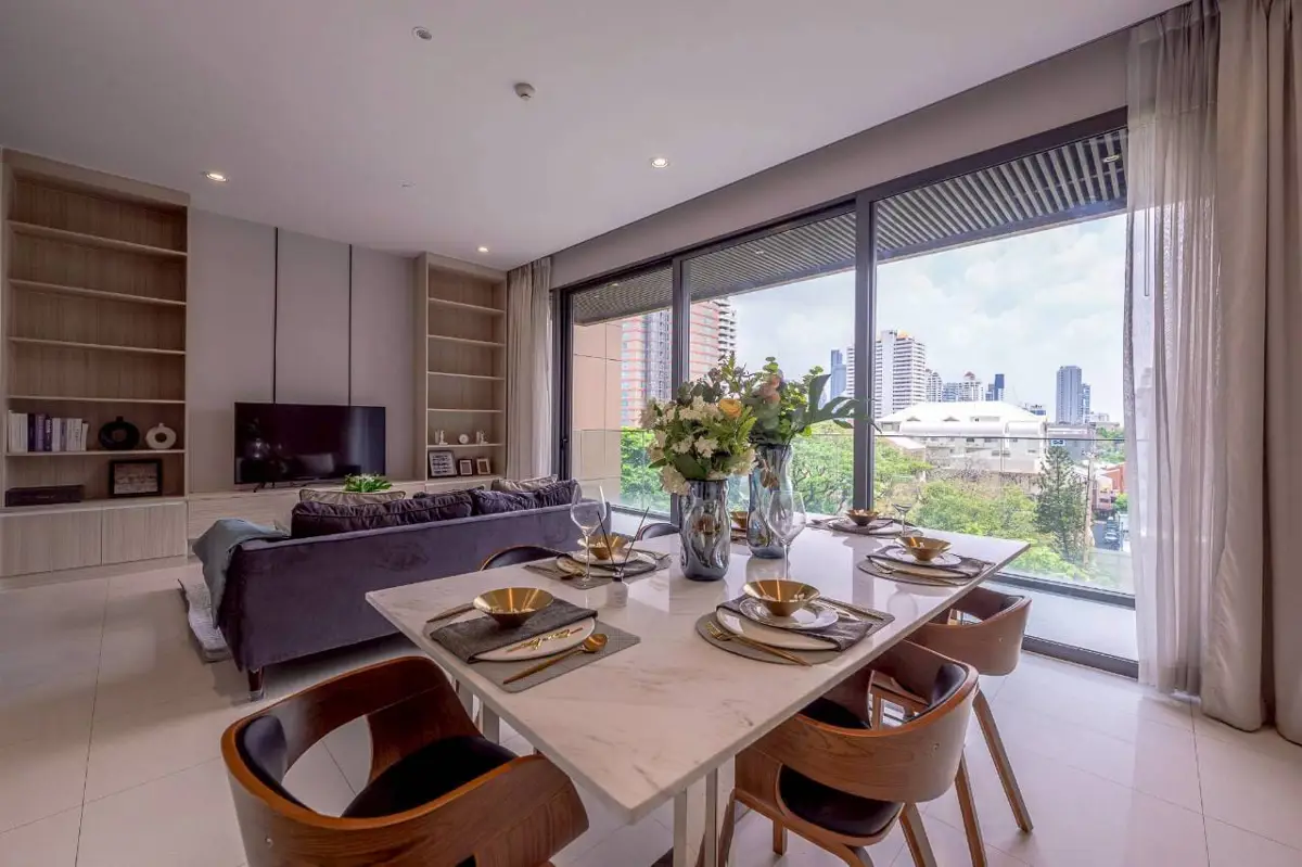 Vittorio Sukhumvit 39 Two bedroom condo for sale and rent - Condominium - Khlong Tan Nuea - Phrom Phong
