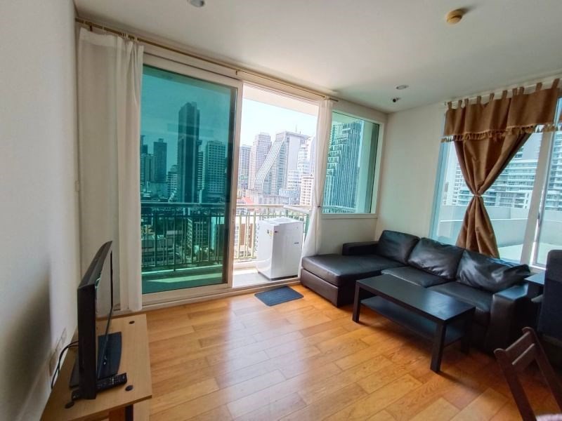 1 bedroom condo for rent at Wind Sukhumvit 23 - Condominium - Khlong Toei Nuea - Asok