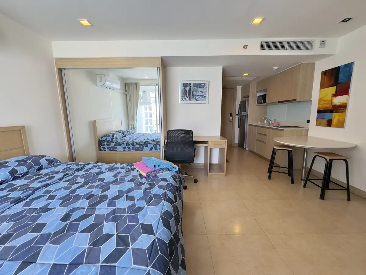 THE CLIFF - Condominium -  - 