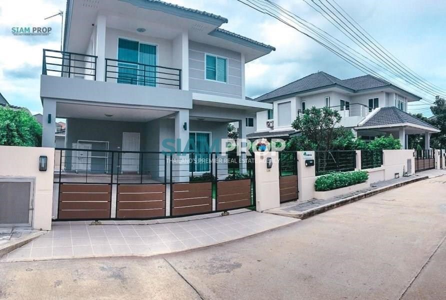 Sale/Rent country home lake and park Fully furnished - บ้าน -  - 
