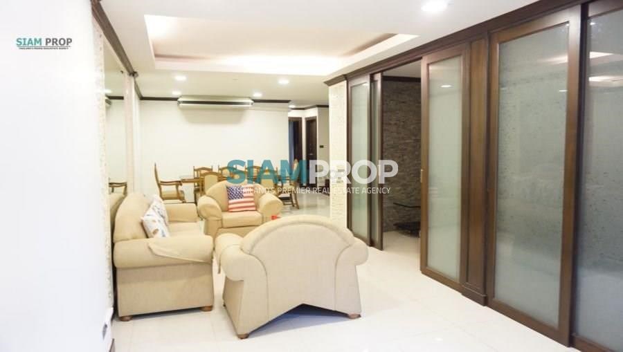 Town House Sukhumvit 26 4 bed For Rent - Town House -  - 