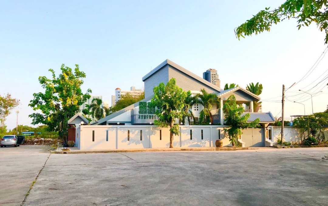 Private Pool Villa in Na Jom Tien - House - Na Jomtien - Na Jomtien 