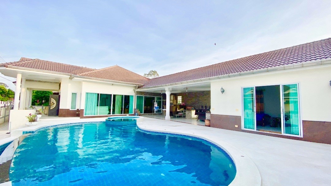 6 Bedroom luxury pool villa in Bang Sare - บ้าน - Bangsaray - 