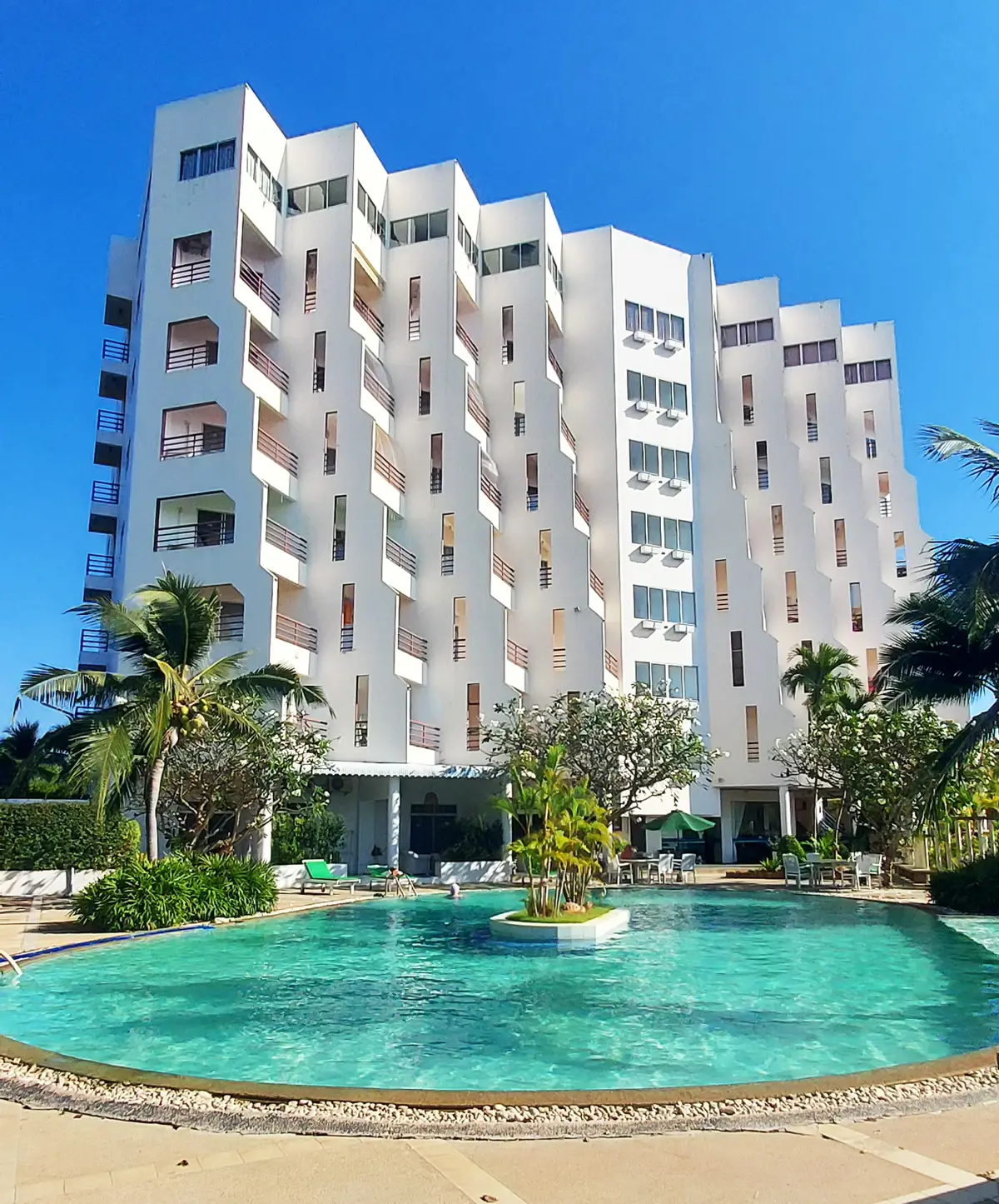 7th floor condo with pool and sea view in Sea Sand Sun, Mae Rampueng Beach - Condominium - Mae Ramphueng - Sea Sand Sun Condominium