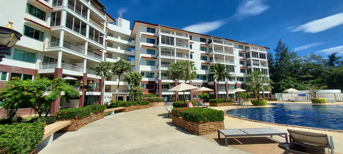 Condo directly at Mae Phim Beach, Rayong - Condominium - Mae Phim - Seaveiw Condominium