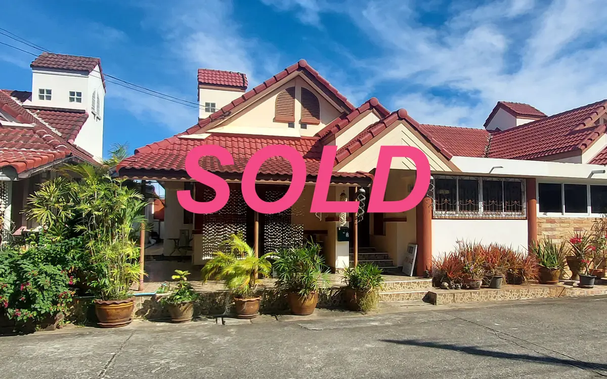 Well-planned terraced house in Pinery Park, Ban Phe - House - Suan Son - Pinary Park