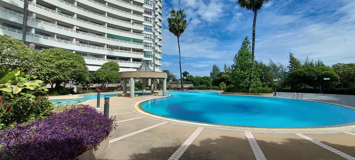 Condo on floor 3 and large pool area in Phayoon Garden Cliff, Ban Chang - Condominium - Baan Chang - Phayoon Garden Cliff, Ban Chang
