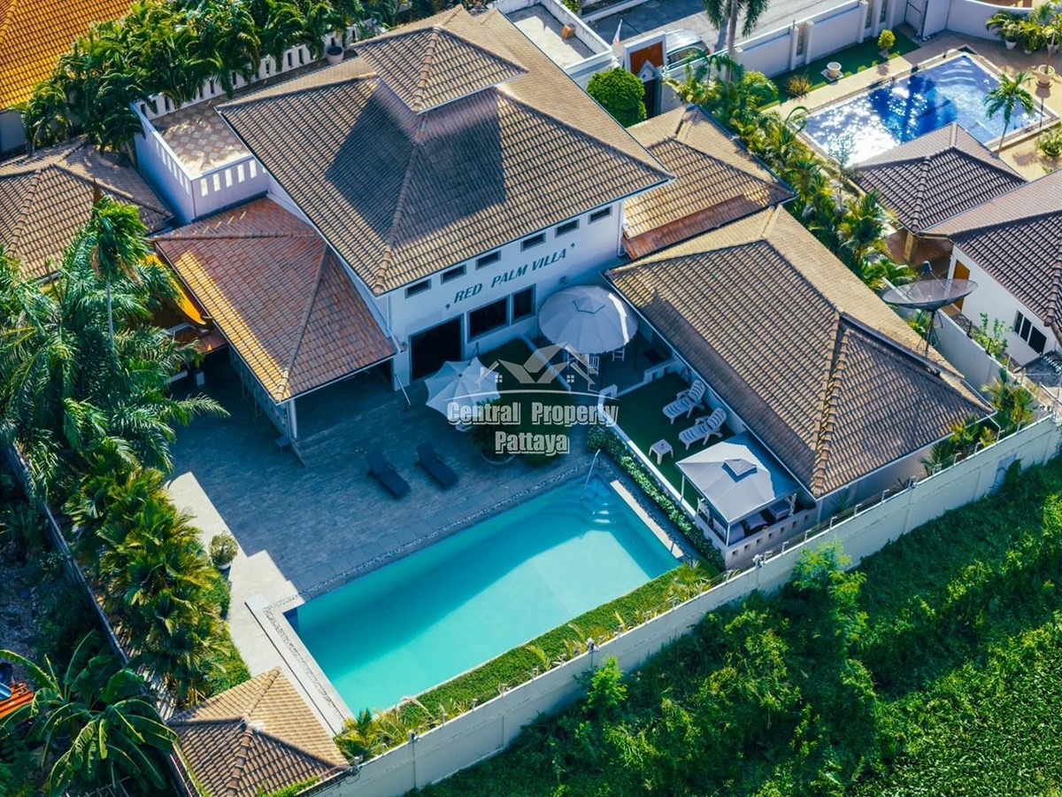 Exquisite secluded Pool villa on Siam counrty road - House - Lake Maprachan - bang