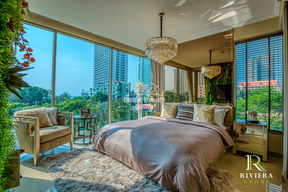 Fully Furnished Luxury 2-Bedroom Condominium For Sale - Apartment - Wong Amat Beach - 