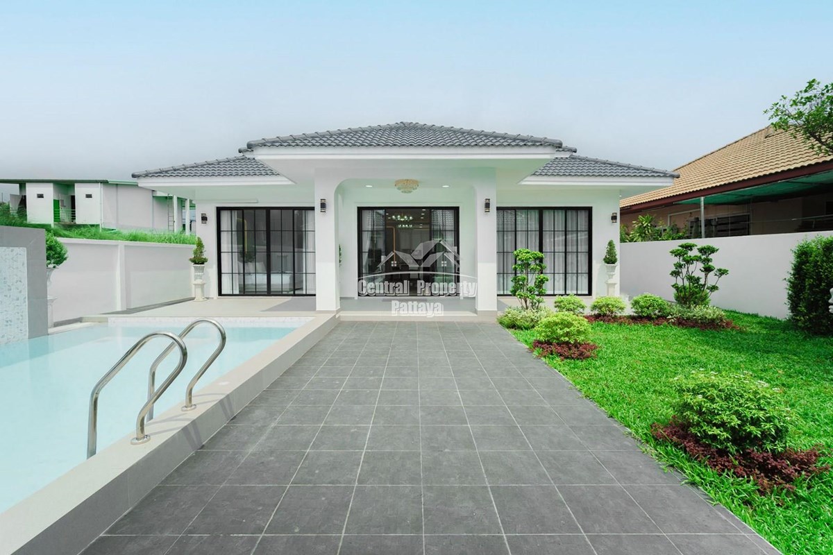 Spacious 3-Bedroom Pool Villa with Large Land on Soi Siam Country Club, Pattaya - Hotel - Pattaya East - 