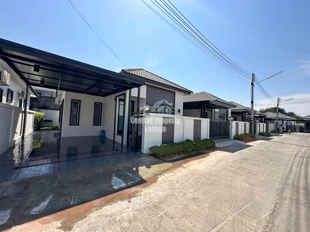 Newly Renovated 3-Bed, 2-Bath Home in Prestigious Siam Country Club, Pattaya - House - Lake Maprachan - 