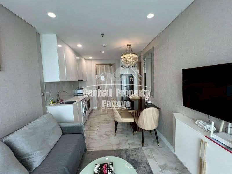 Iconic Beachfront High-Rise Condominium in Jomtien with Panoramic Sea Views and World-Class Facilities. - Condominium -  - 