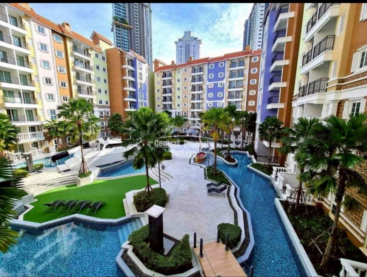 Resort-Style Condominium in Jomtien Featuring a Large Lagoon Pool and Relaxed Holiday Atmosphere. - Condominium -  - 