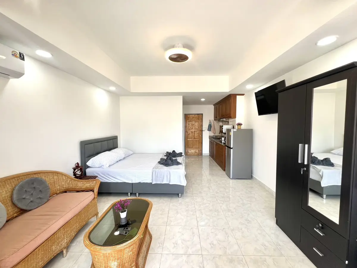 Jomtien Thip Condotel - Condominium - Jomtien Beach - Jomtien Beach