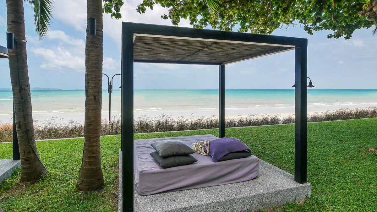 Beach Front with 5 swimming pools - คอนโด -  - 