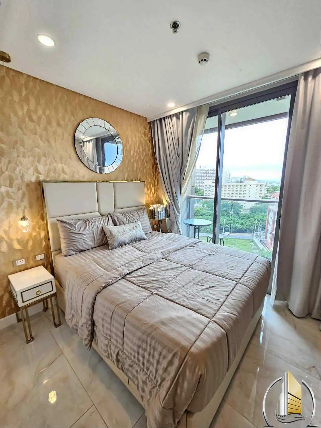 1 Bed Beachfront Condo for Rent in Jomtien, Pattaya  - Condominium - Jomtien - 