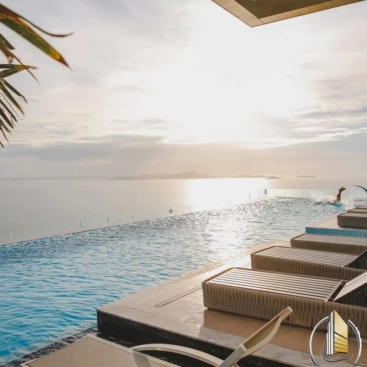 2 Bed Beachfront Condo for Rent in Jomtien, Pattaya  - Condominium - Jomtien - Copacabana Beach Jomtien