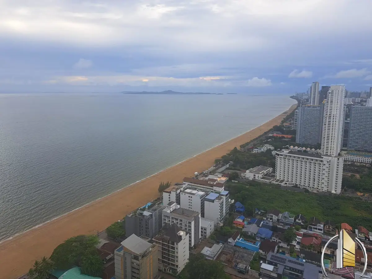 1-Bed Reflection Beachfront Condo for Rent in Jomtien, Pattaya  - Condominium - Jomtien - 
