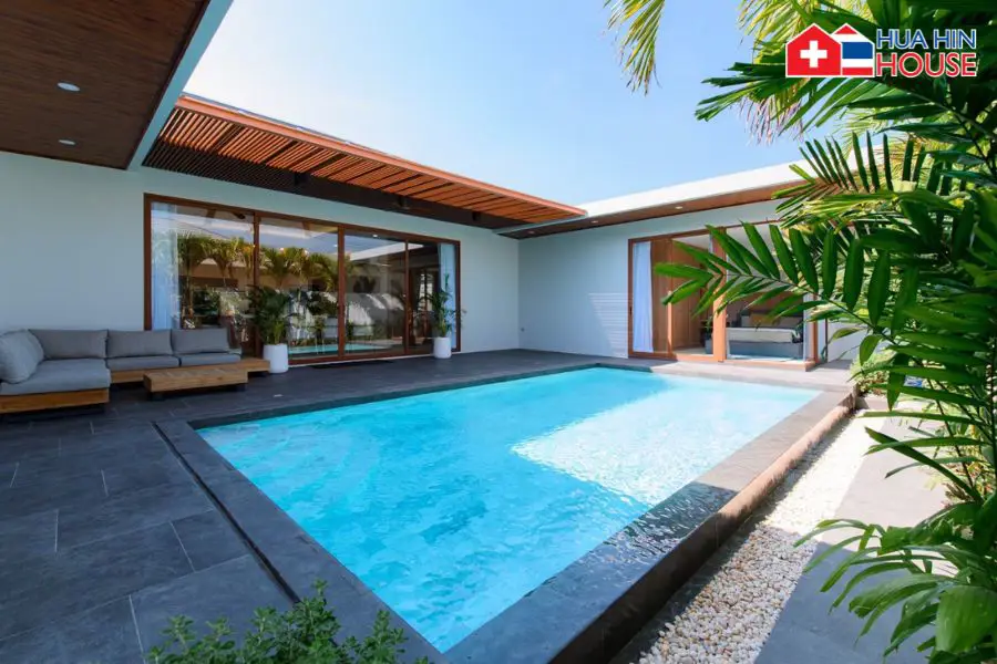 Prestige Resale Villa - House -  - 