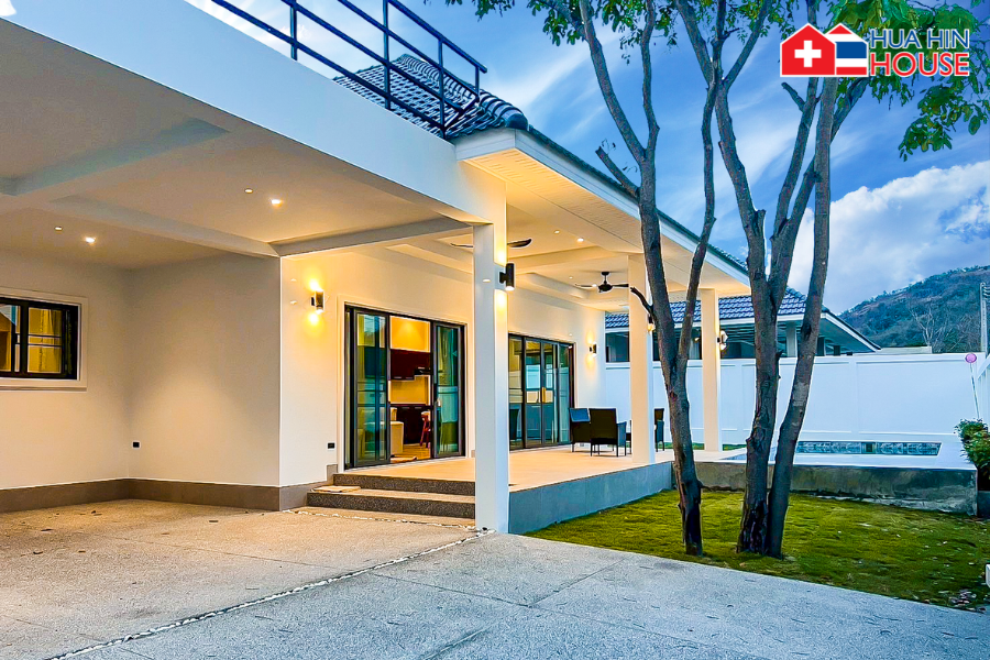 Pool Villa for Sale Next to Queen Sirikit’s Residence, Hin Lek Fai - House - Hin Lek Fai - Hin Lek Fai