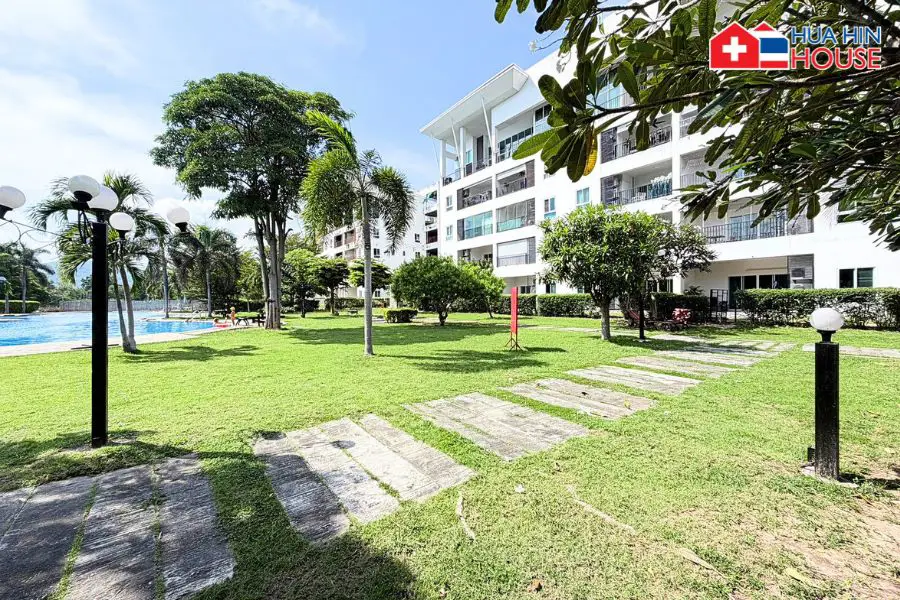 Sale! 2-Bedroom Condo Near Bluport – Soi 102, Hua Hin - Condominium -  - 