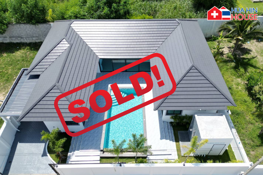 Villa with Pool – Central Hua Hin - House -  - 