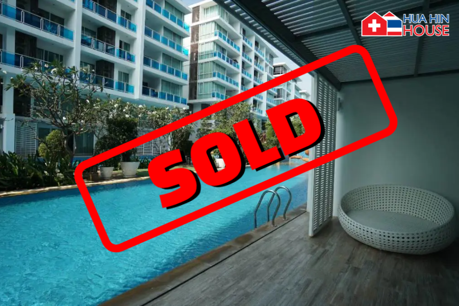 Santorini-Inspired Duplex Family Condo - Condominium - Nong Kae - Khao Takiab